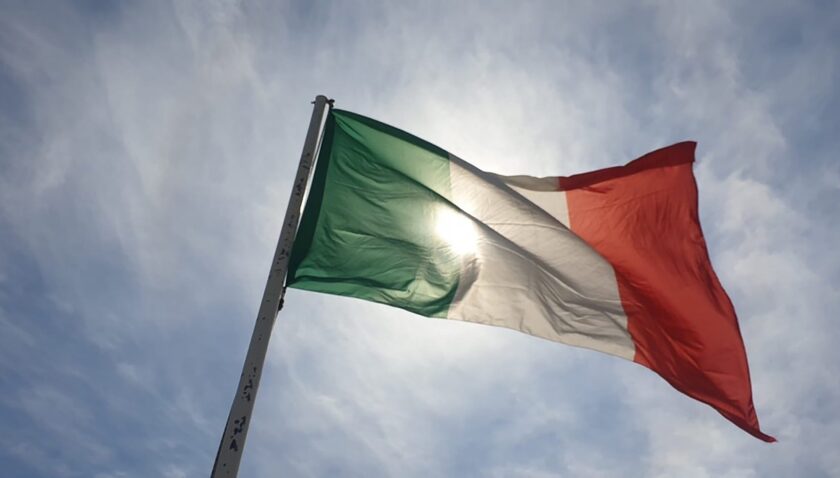Bandiera italiana sole