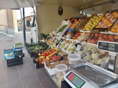 mercato frutta e verdura