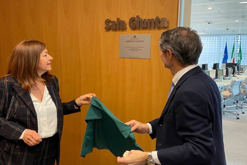 targa-svelamento-2
