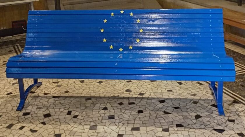 panchina_Europa_atrio