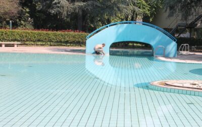 piscina parco mattei
