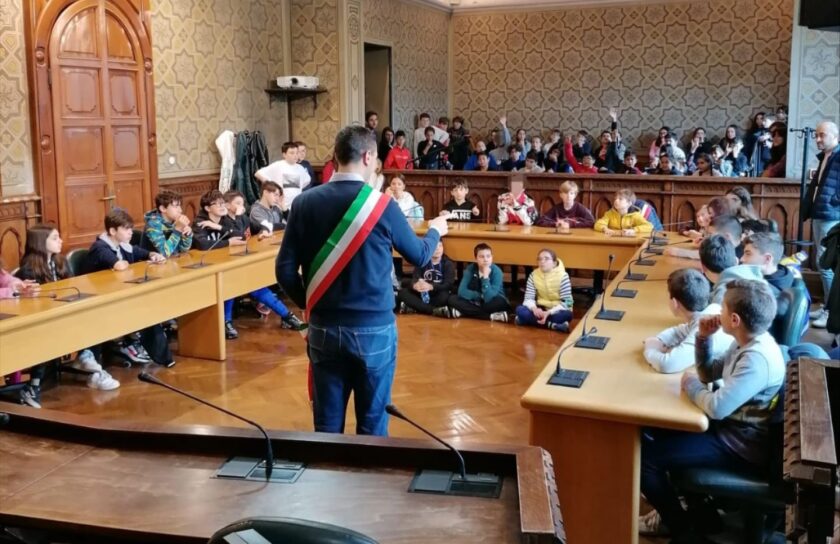 rho sindaco alunni