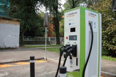 colonnine di ricarica auto elettriche cinisello