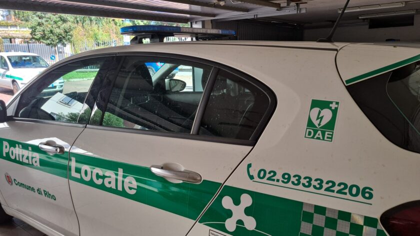 PL auto con defibrillatore