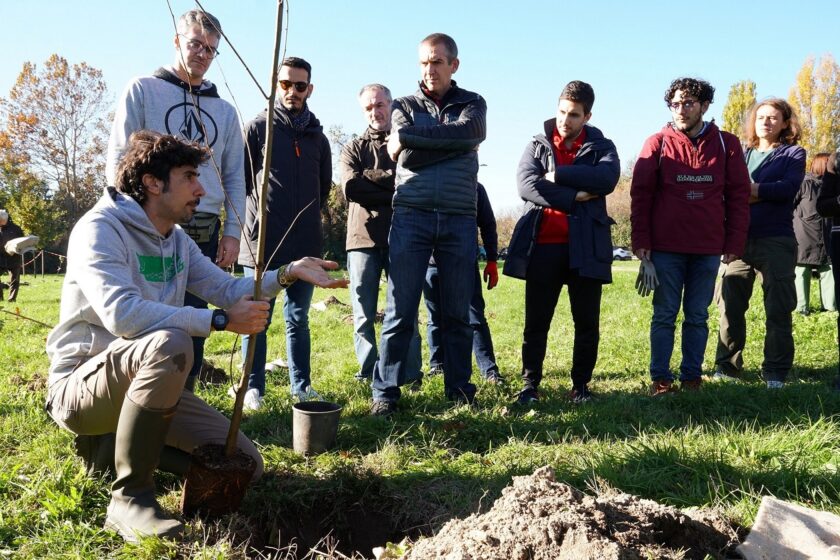 Piantumazione Rozzano_Mission Bambini e Mediobanca