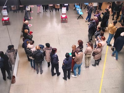sedia vuota flash mob saronno