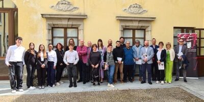 donne in canto rho
