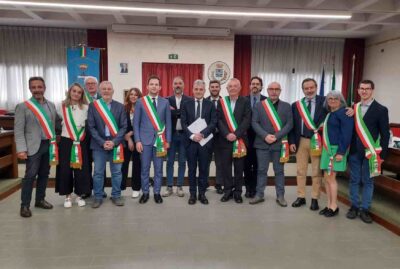 foto sindaci e prefetto-min