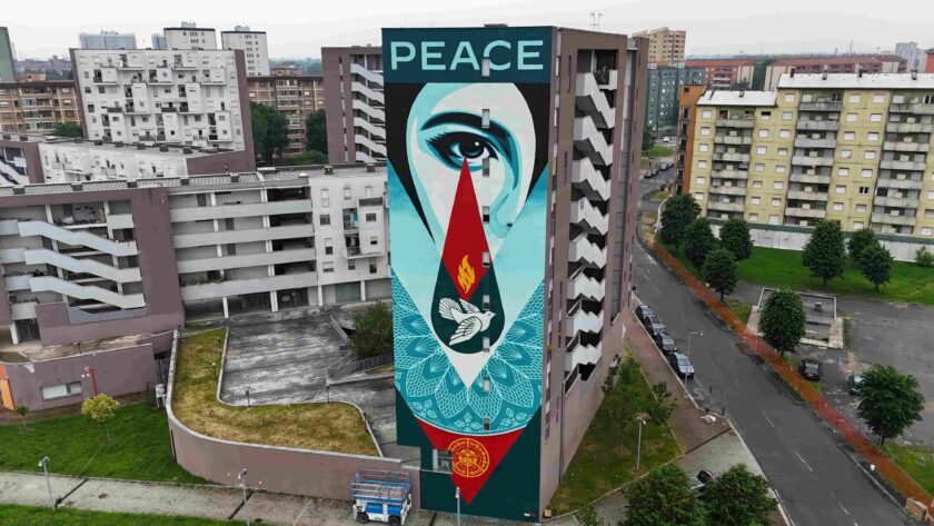 murale obey 3-min