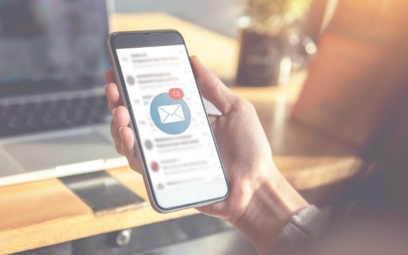 cellulare mail