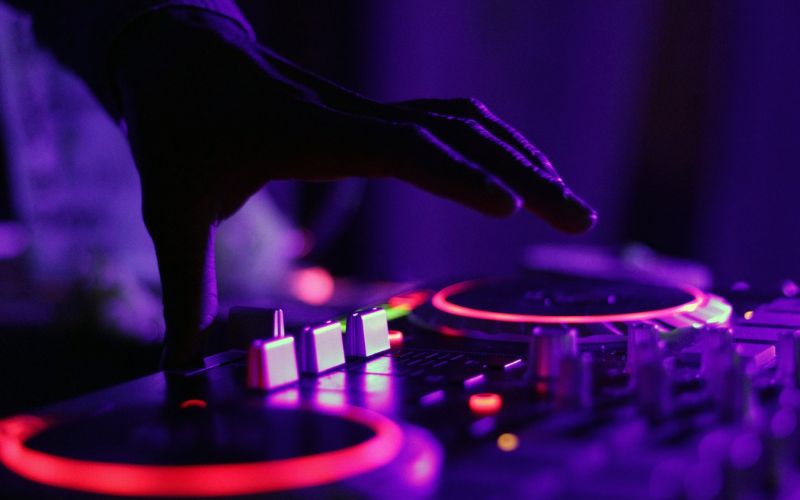 dj set