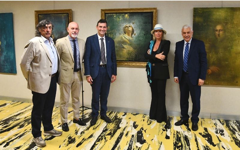 mostra