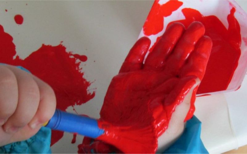 bambini laboratorio infanzia