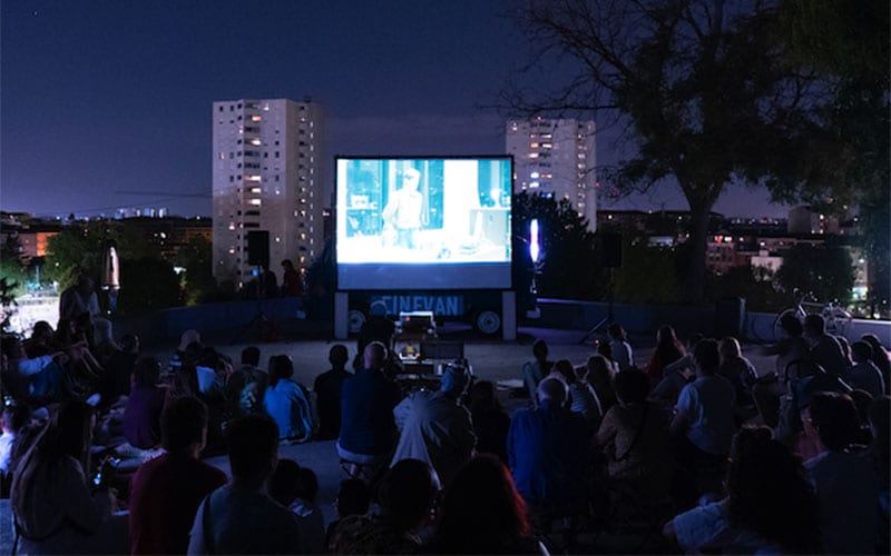 Social Cinema Cinevan