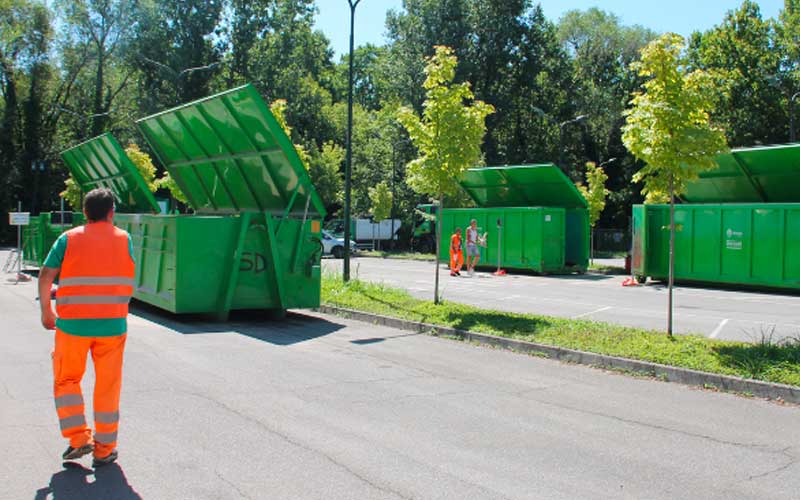 piattaforma ecologica temporanea in viale De Gasperi San Donato