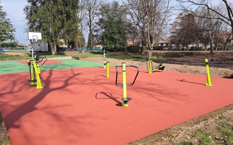vimercate area giochi via istria parco verde
