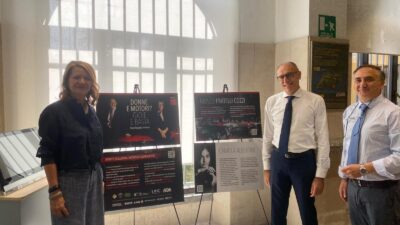 Mostra donne posta monza