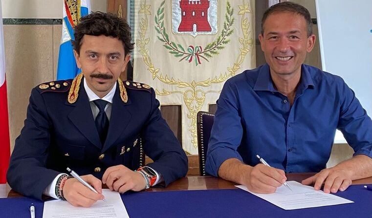 Il sindaco Roberto Di Stefano e il vicequestore del Commissariato di Sesto Giovanni Di Biase